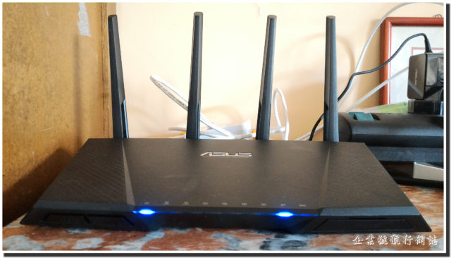 Asus RT-AC87U unboxing