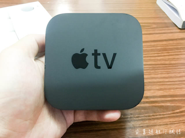 Apple TV 4K unboxing